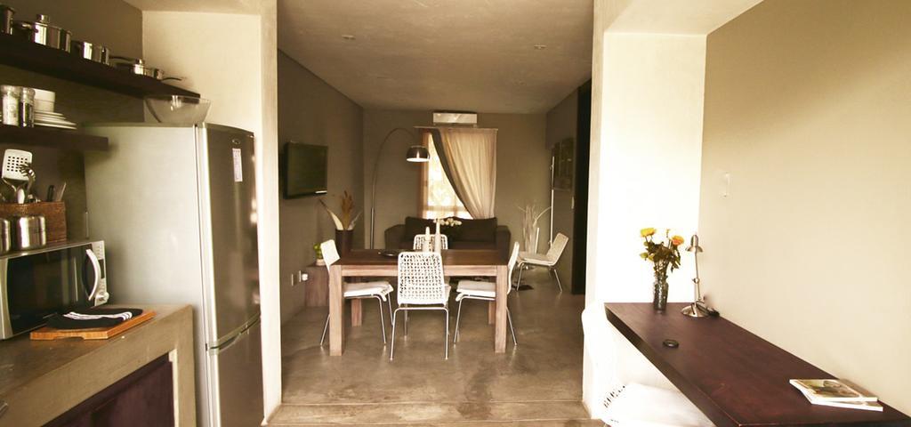 The Village Courtyard Suites & Executive Apartment วินด์ฮุก ภายนอก รูปภาพ